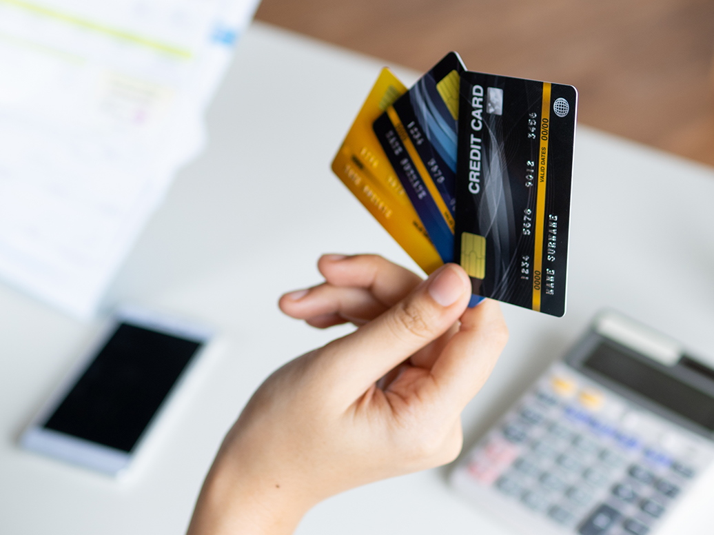 Mẹo Quản Lý Chi Tiêu Hiệu Quả Với Thẻ Tín Dụng Cho Người Trẻ